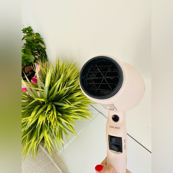 L’Ange | Pink Hairdryer - Picture 10 of 12